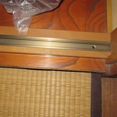 折戸式収納扉の画像