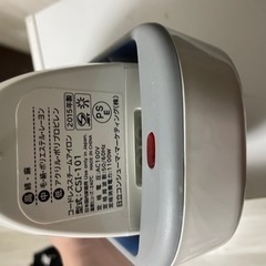 カラーボックス　ミニ扇風機　アイロン　炊飯器　お譲りいたします。の画像