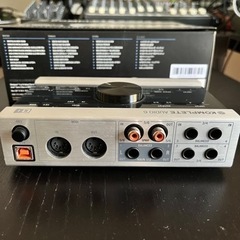 Native Instruments KOMPLETE AUDIO 6の画像