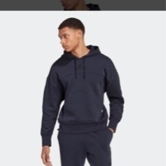 アディダスのパーカー