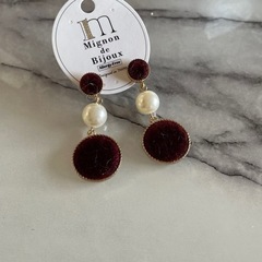 パール　ワインレッド　ピアス　