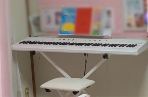 電子ピアノ・ホワイト✨お問い合わせなければまもなく受付終了いたします?‍♀️