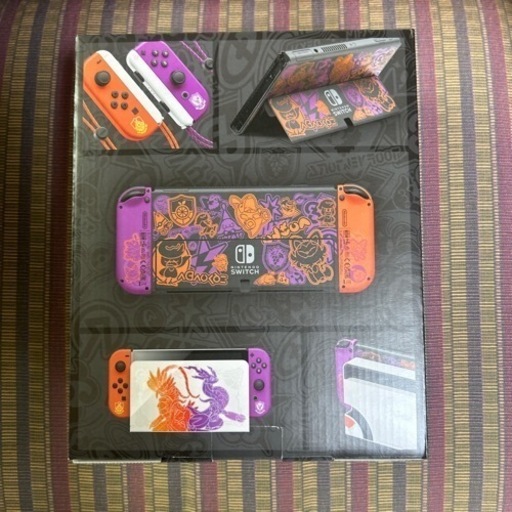 任天堂Switch(有機ELモデル) スカーレット・バイオレットエディション