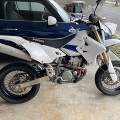 スズキ　DR-Z400SM   2011年式　走行13,233km