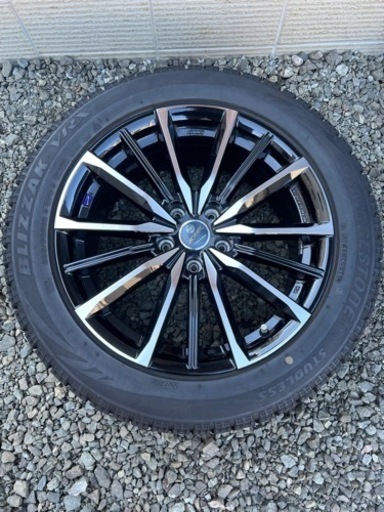 235/50R18 スタッドレスタイヤセット(BLIZZAK VRX)