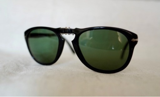 『Persol』折りたたみ式サングラス