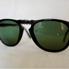 『Persol』折りたたみ式サングラス