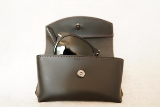 『Persol』折りたたみ式サングラス