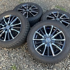 スタッドレスタイヤセット　185/60R15