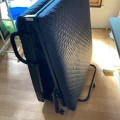 折り畳みベッド(シングル)の画像