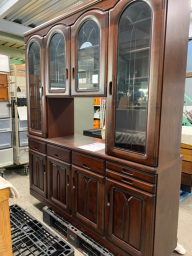 東海家具　　食器棚　4枚扉