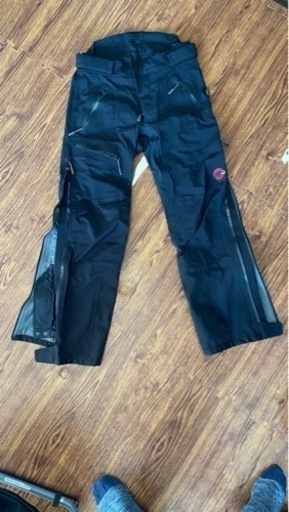 冬登山用パンツ