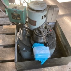 油圧ユニットの画像