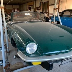  レストアシーズン到来 🚙 🇬🇧トライアンフ スピットファイヤ ...