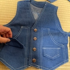 子供用ベスト2枚の画像