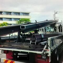 近距離ドライバー　平ボディートラック　４ｔ平車、８ｔ平車の画像