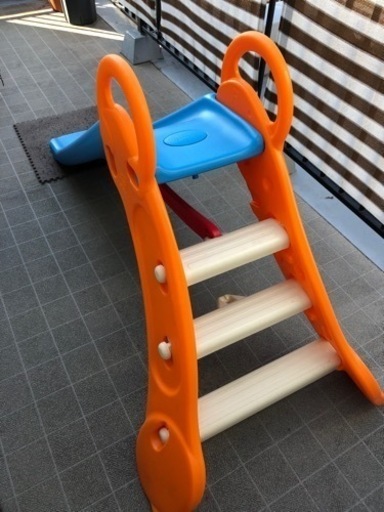 滑り台　室内　室外　噴水
