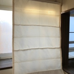 スクリーンカーテン