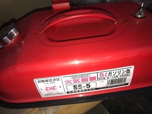 ガソリン缶5リットル