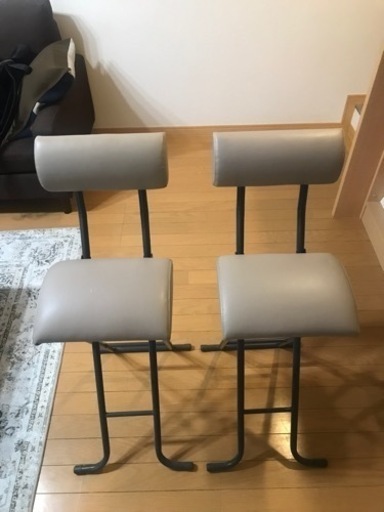 カウンターチェア2つセット