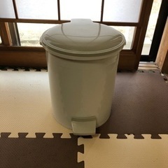 ●『ごみ箱』●
