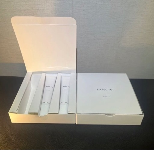 5本J. AVEC TOI UV treatment cream MISAEL