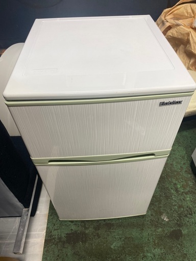 美品 冷凍冷蔵庫  2ドア 96L 冷蔵庫 冷凍庫 生活家電 単身用 便利 可愛い オシャレ 激安 格安 破格 安い 特価