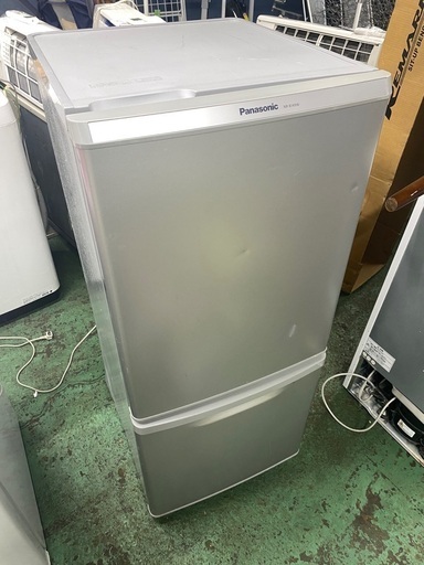 美品 Panasonic冷凍冷蔵庫 138L  冷蔵庫 冷凍庫 生活家電 単身用 便利 可愛い オシャレ 激安 格安 破格 安い 特価