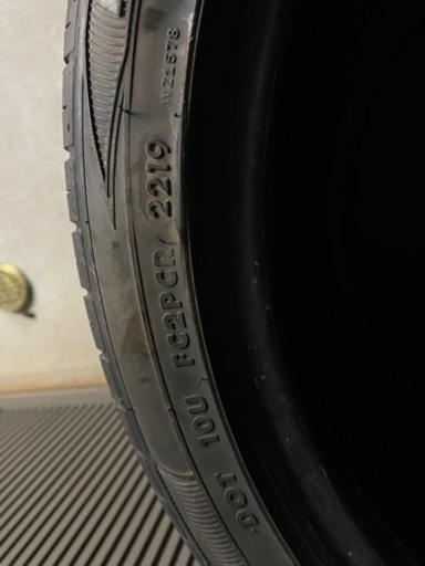 ラジアルタイヤ　ZEETEX 215/45R17 