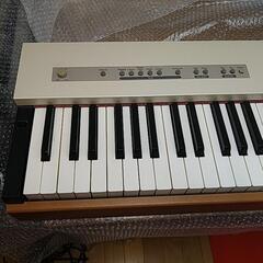 電子ピアノ