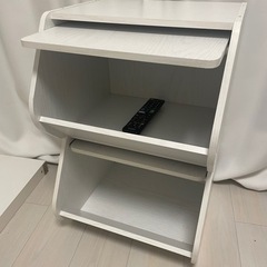 開閉式　収納ボックスの画像