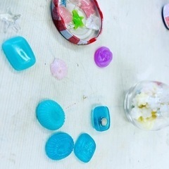 レジン制作に興味のある方居らっしゃいませんか(^^)