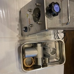 押し出し式製麺機の画像