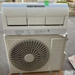 ☆中古￥42,800！HITACHI　12~14畳ルームエアコン　家電　2010年製　RAS-X40H2(W)型　【BK067】