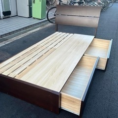大阪市内配達組み立て無料?引き出し付きシングルベッド?保証有り