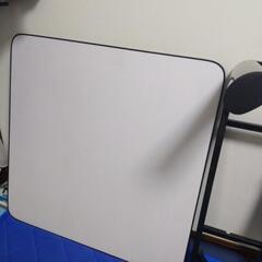 こたつ机の画像