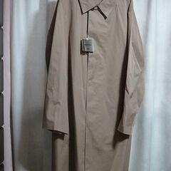 ■ほぼ未使用新古品ブロックテックステンカラーコート（ユニクロ）