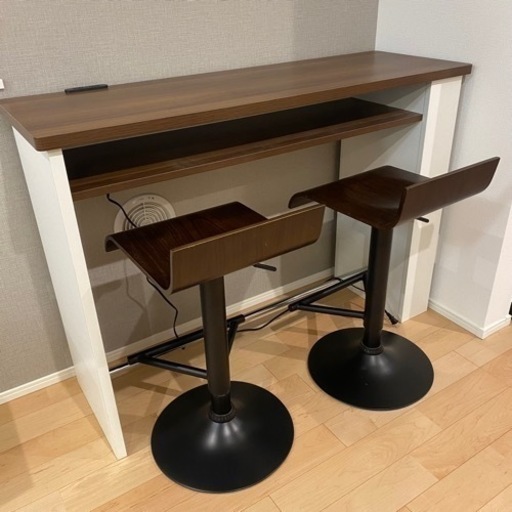 【格安】カウンターテーブルとハイチェア2脚　美品