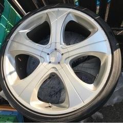 程度良！カールソン20インチ225/35扁平！近場配送無料！