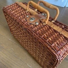オシャレなカゴバック(ピクニックバッグ)