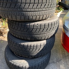 205/65R15スタッドレス、アルミ ブリヂストンブリザックVRX中古4