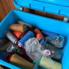 動力ミシンの糸