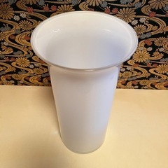 花瓶　白の画像