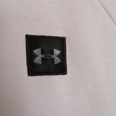 UNDER ARMOR パーカーの画像