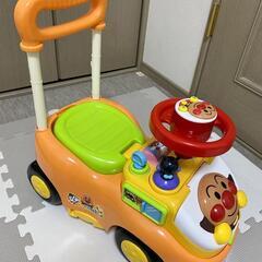 アンパンマン よくばりビジーカー

