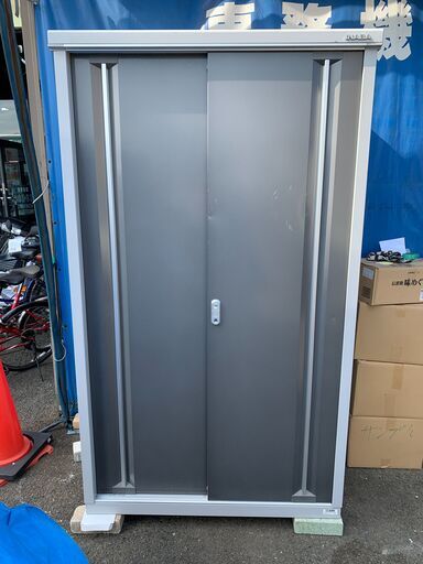 値下げ　★来店限定★　イナバ物置　稲葉製作所　収納庫　MJX-117E　2019年製　鍵、説明書付属　キズあり