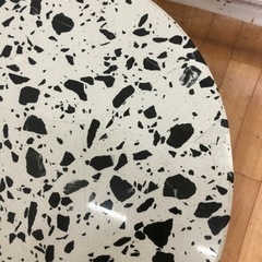 ☆大理石の可愛いテーブル☆の画像