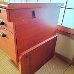 学習机　【KOIZUMI】茶色の画像