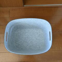 フエルト生地バスケットの画像