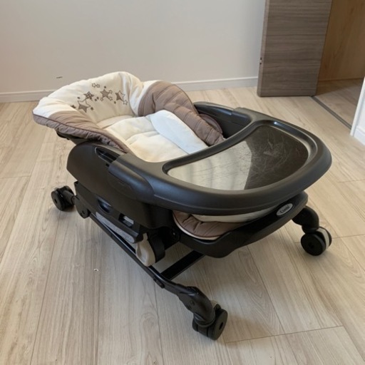 Combi コンビ　ネムリラ　電動スイング